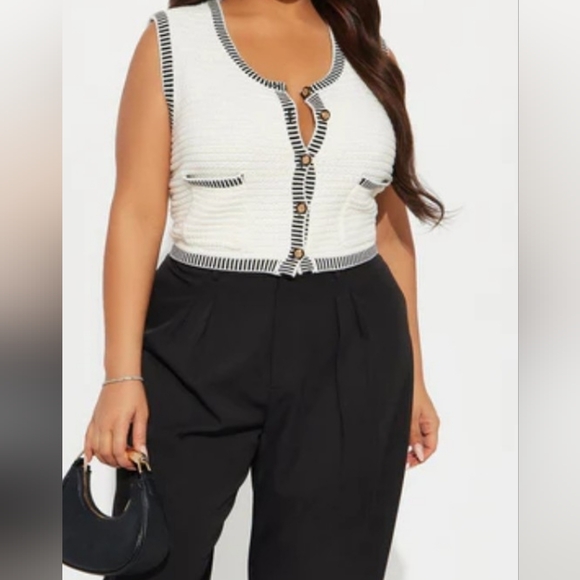 Fashion Nova Pants - Fashion Nova Black And White Oversized Cotton Sweater Vest Gold Button 2X